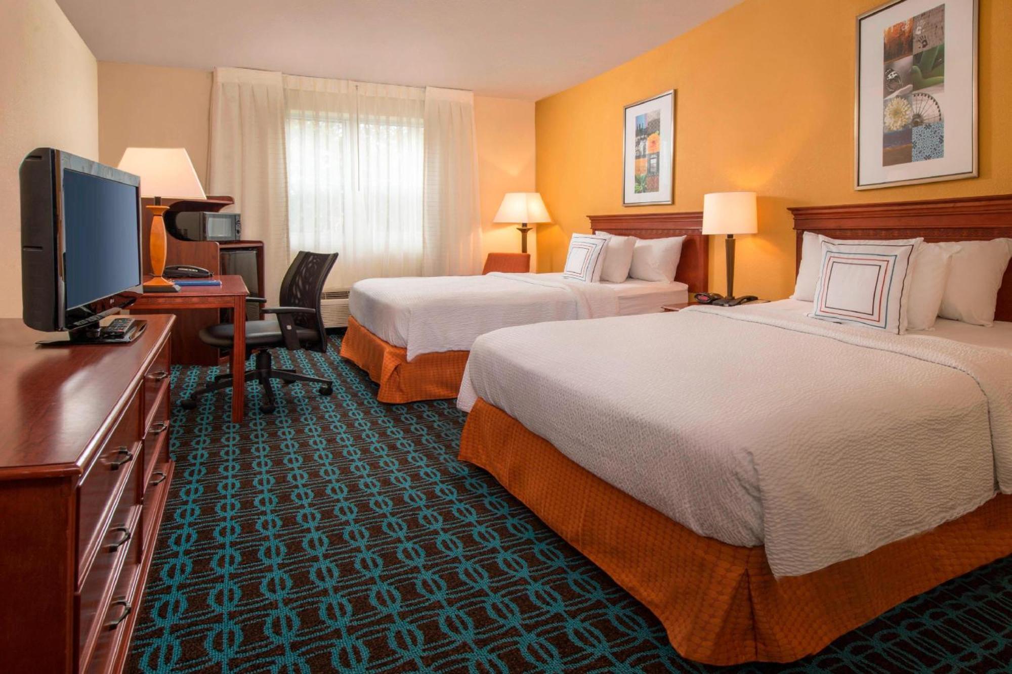 Fairfield Inn & Suites By Marriott Уилямсбърг Екстериор снимка