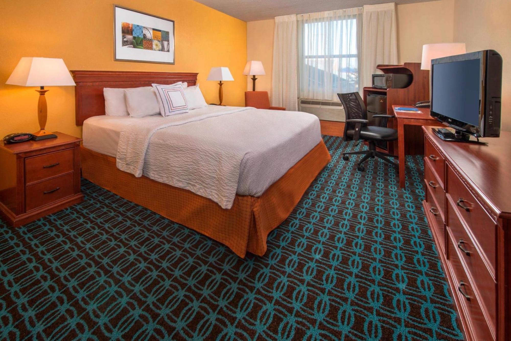 Fairfield Inn & Suites By Marriott Уилямсбърг Екстериор снимка