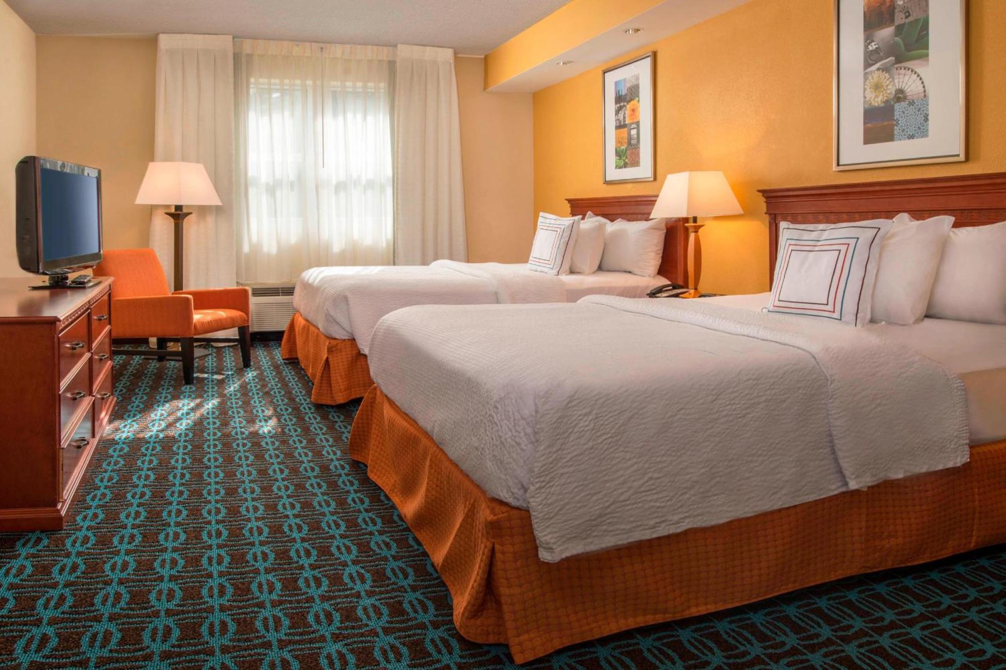 Fairfield Inn & Suites By Marriott Уилямсбърг Екстериор снимка