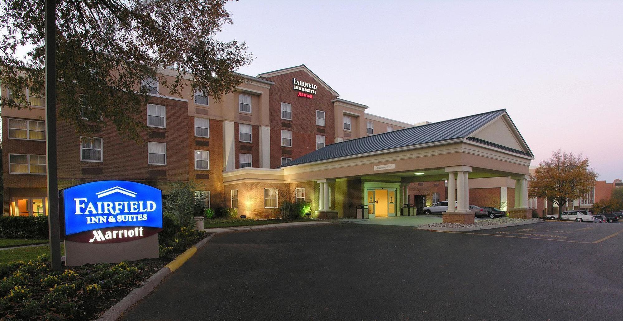 Fairfield Inn & Suites By Marriott Уилямсбърг Екстериор снимка