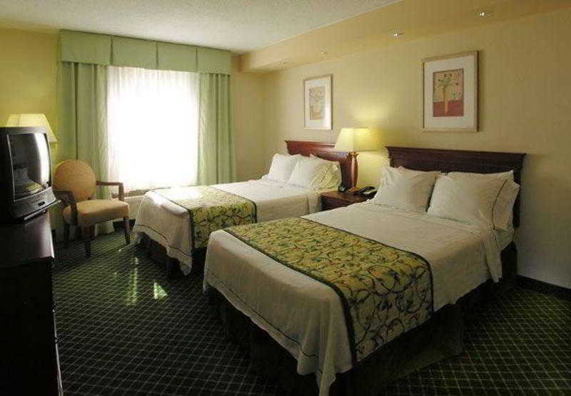 Fairfield Inn & Suites By Marriott Уилямсбърг Екстериор снимка